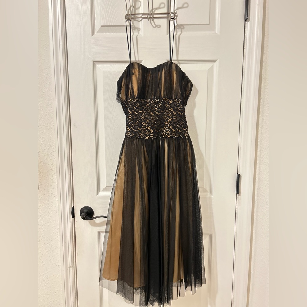 Lace back swan dress (formal)
